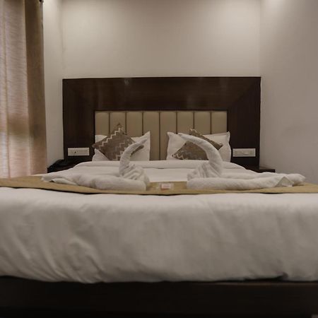 Studioz Paradise Hills Mussoorie Buitenkant foto