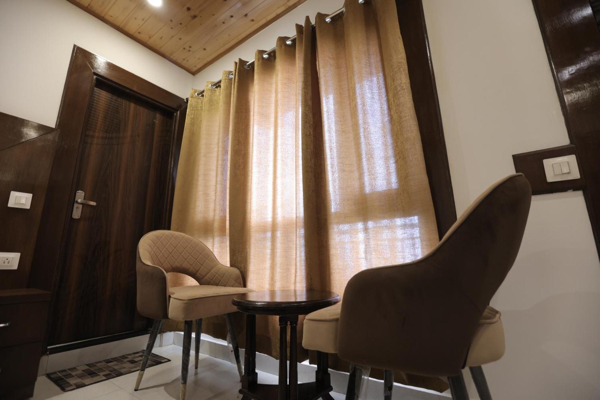 Studioz Paradise Hills Mussoorie Buitenkant foto