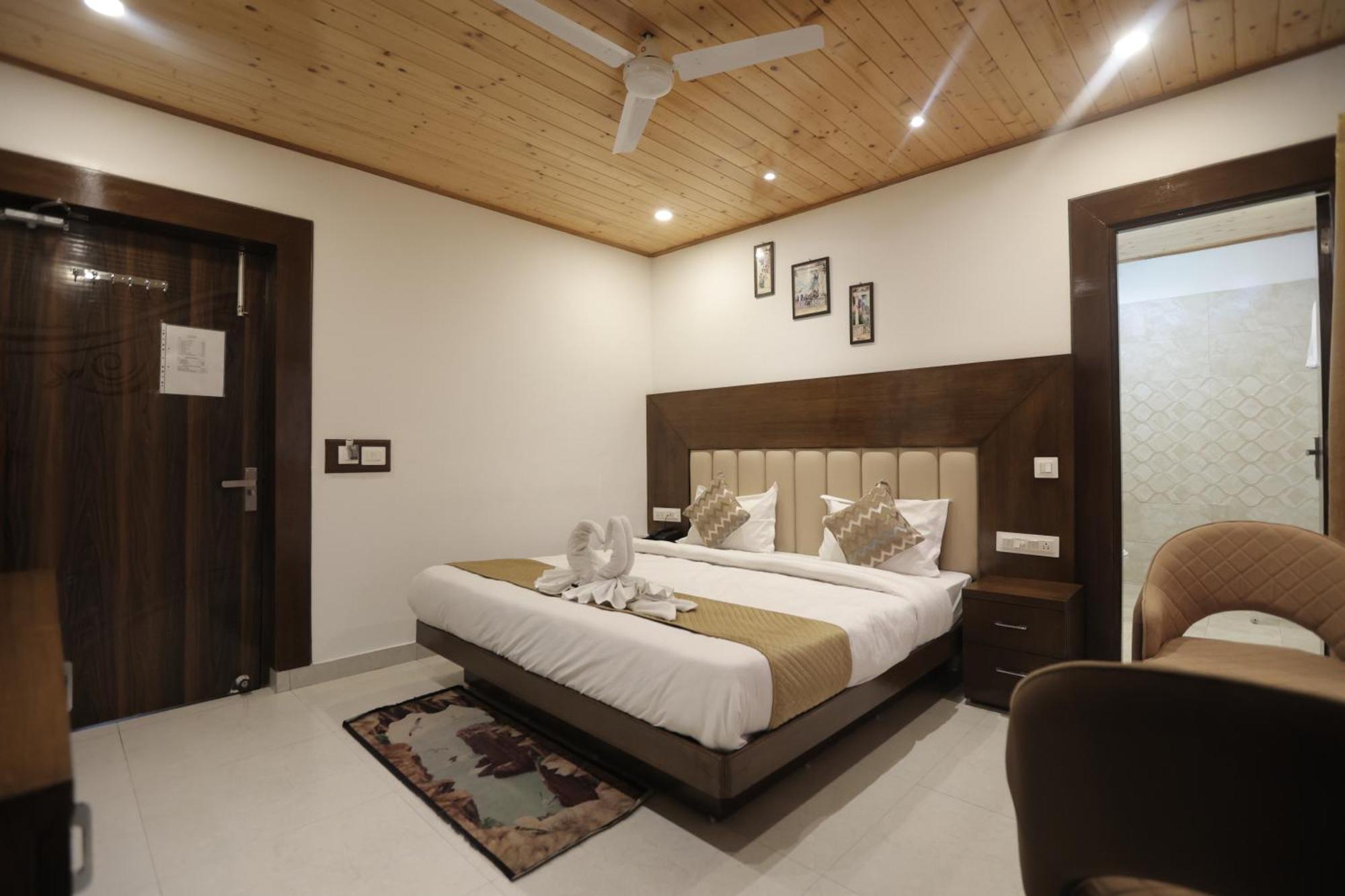 Studioz Paradise Hills Mussoorie Buitenkant foto