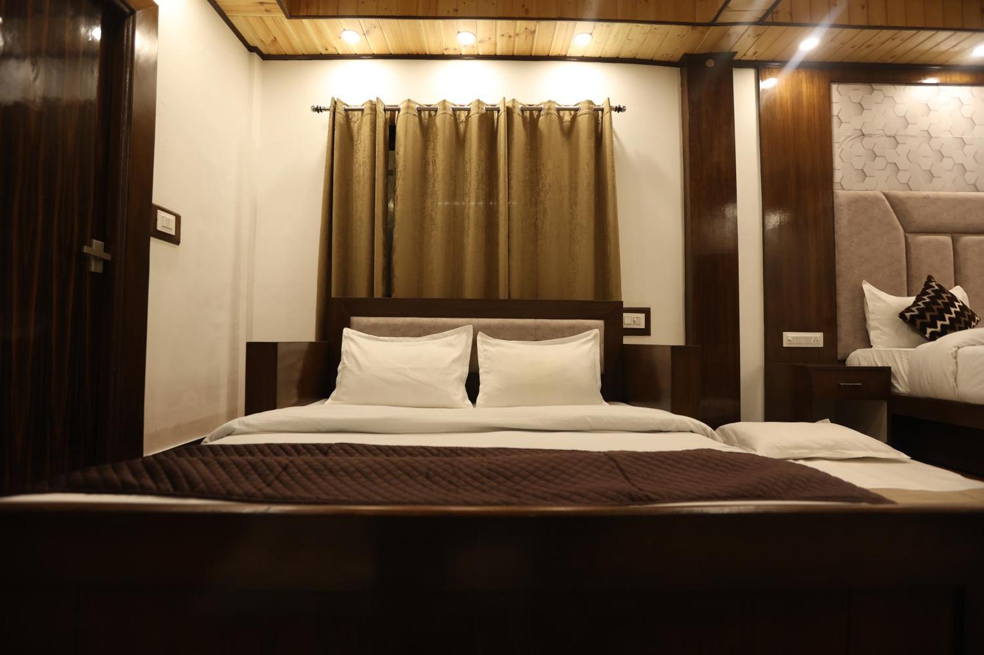 Studioz Paradise Hills Mussoorie Buitenkant foto